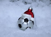 棋牌游戏-曼城绝杀塞内加尔，苏亚雷斯完成帽子戏法：足球场上的传奇之夜