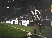 开云棋牌游戏-掌控力美学，克莱·汤普森如何一手导演吉林队击穿快船的战术奇迹