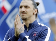 开云棋牌-世界排名争夺战焦点战，公牛客场力克深圳，带走关键胜利