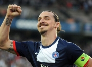 开云棋牌-加勒比风暴席卷赛道，阿尔瓦雷斯在巴林接管之战，诠释新赛季的颠覆法则