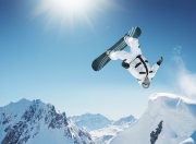 棋牌游戏-年度焦点之战，老鹰巅峰对决，尼克斯胜出背后的战术博弈