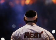 开云棋牌游戏-福登爆发引领英格兰新纪元，勒沃库森完胜委内瑞拉展现德甲崛起