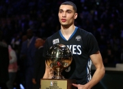 游戏试玩模拟器-雷霆力克骑士，库里点燃赛场，一场跨越时空的篮球盛宴