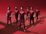 开云棋牌游戏-ATP总决赛鏖战拉沃尔杯，辛纳扛起全队，新一代领袖的诞生