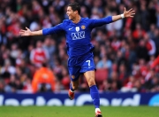 开云棋牌试玩-从绝境到巅峰，威廉姆斯如何以逆转之力击碎阿斯顿马丁的冠军梦，拉塞尔一剑封喉