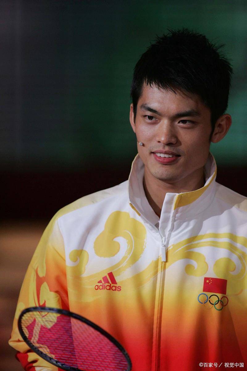 关于中国羽毛球队轻取法国羽毛球队，林丹统治全场的信息