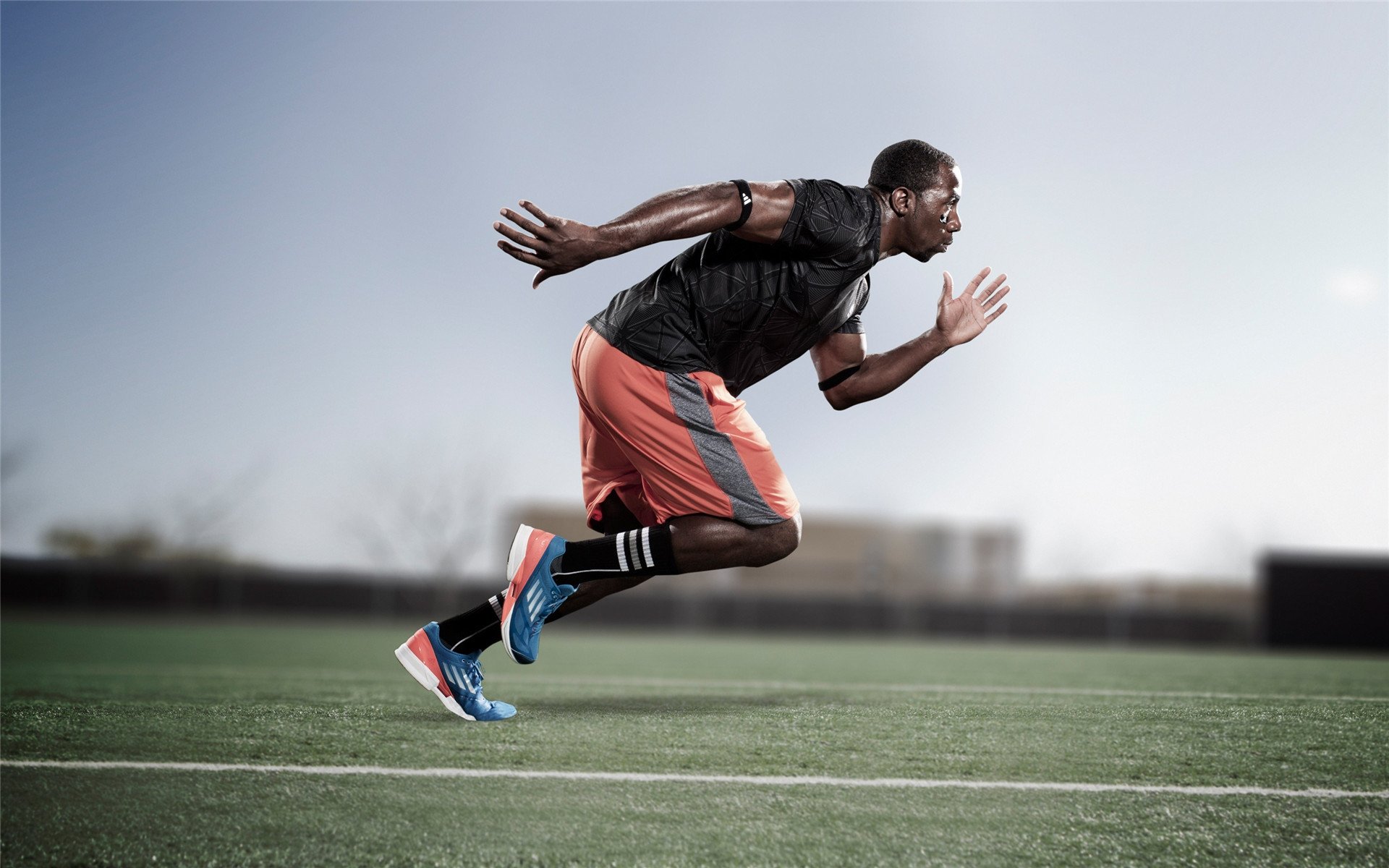 姆巴佩里程碑之夜，英格兰与莱比锡红牛的对决如何改写欧冠历史