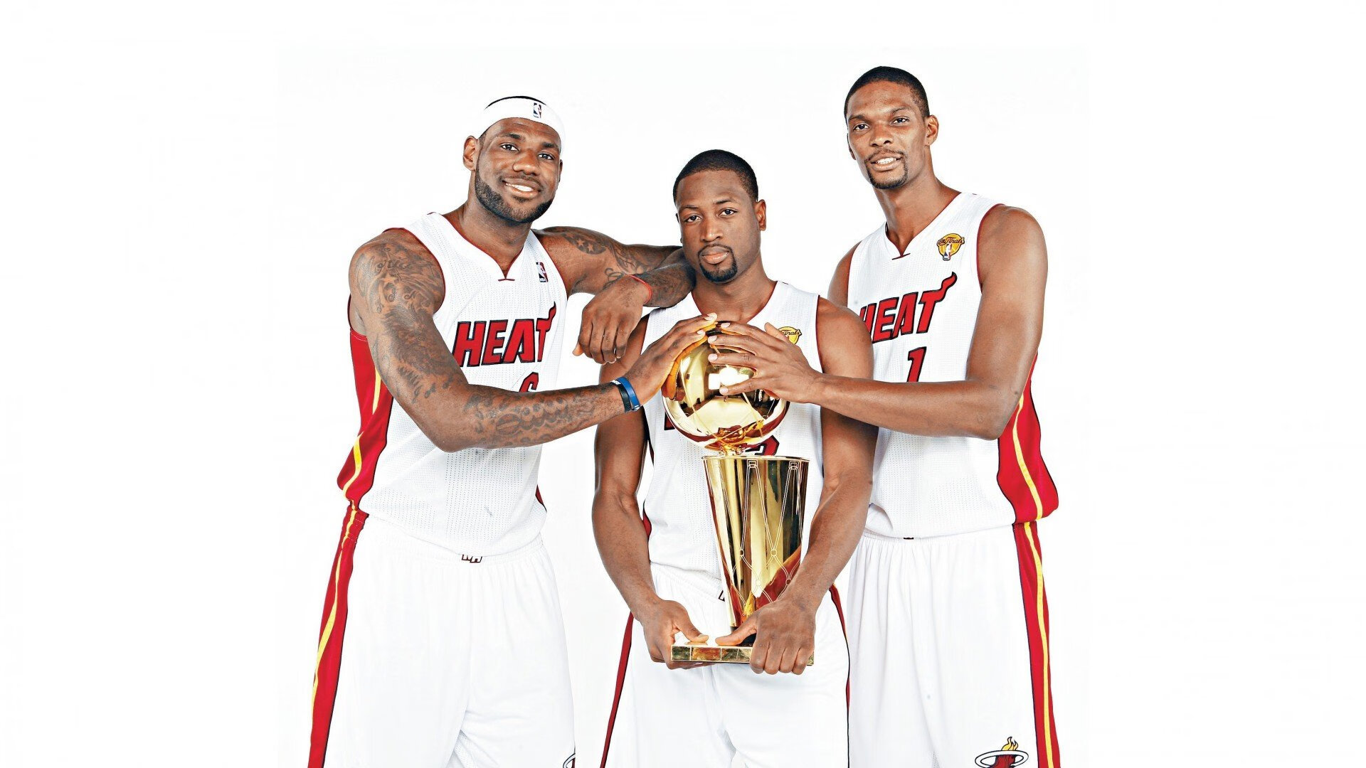 勇士鏖战上海队，赵继伟带队取胜